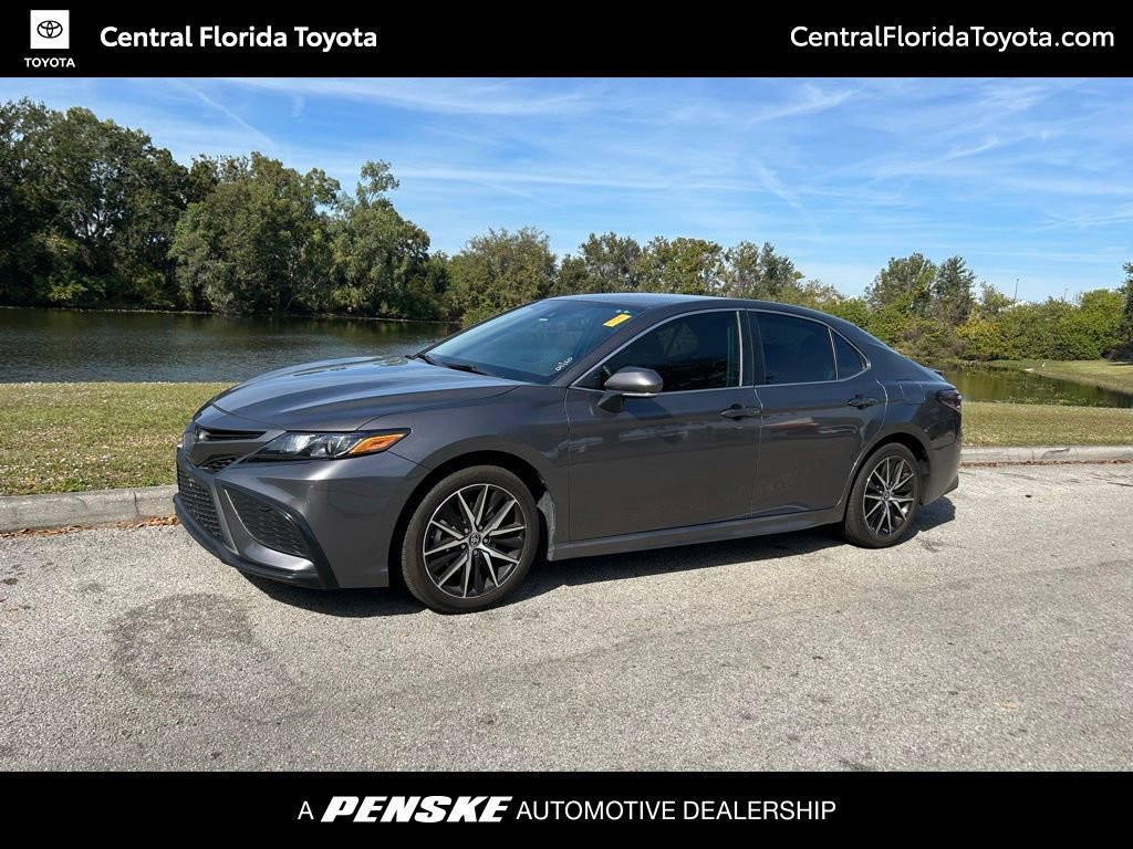 Used 2024 Toyota Camry SE