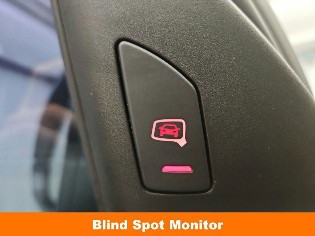 Used 2017 Audi A8 L 4.0T w/ Driver Assistance Package image 14