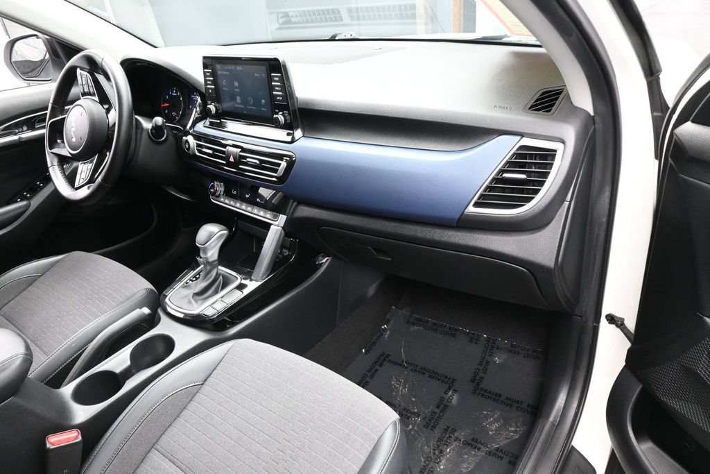 Used 2023 Kia Seltos S FWD image 39