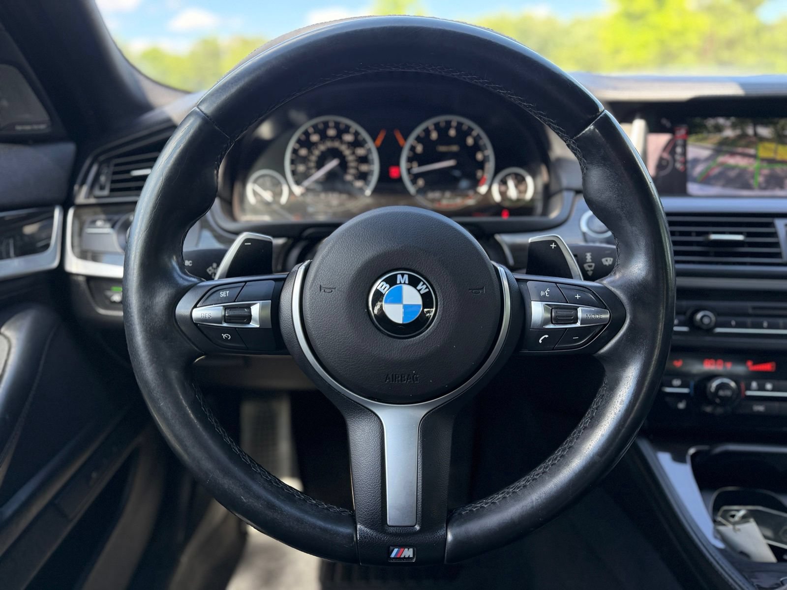 Used 2015 BMW 550i Sedan RWD image 25