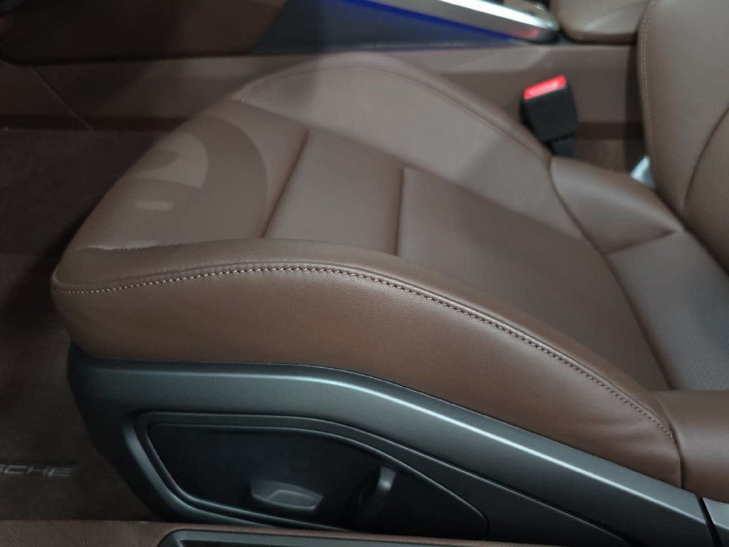 Certified 2026 Porsche 911 Targa 4 GTS AWD/4WD image 25