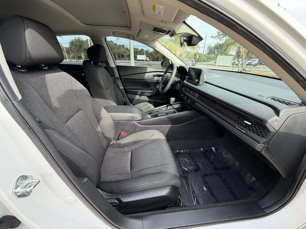 Used 2024 Honda Accord EX image 31