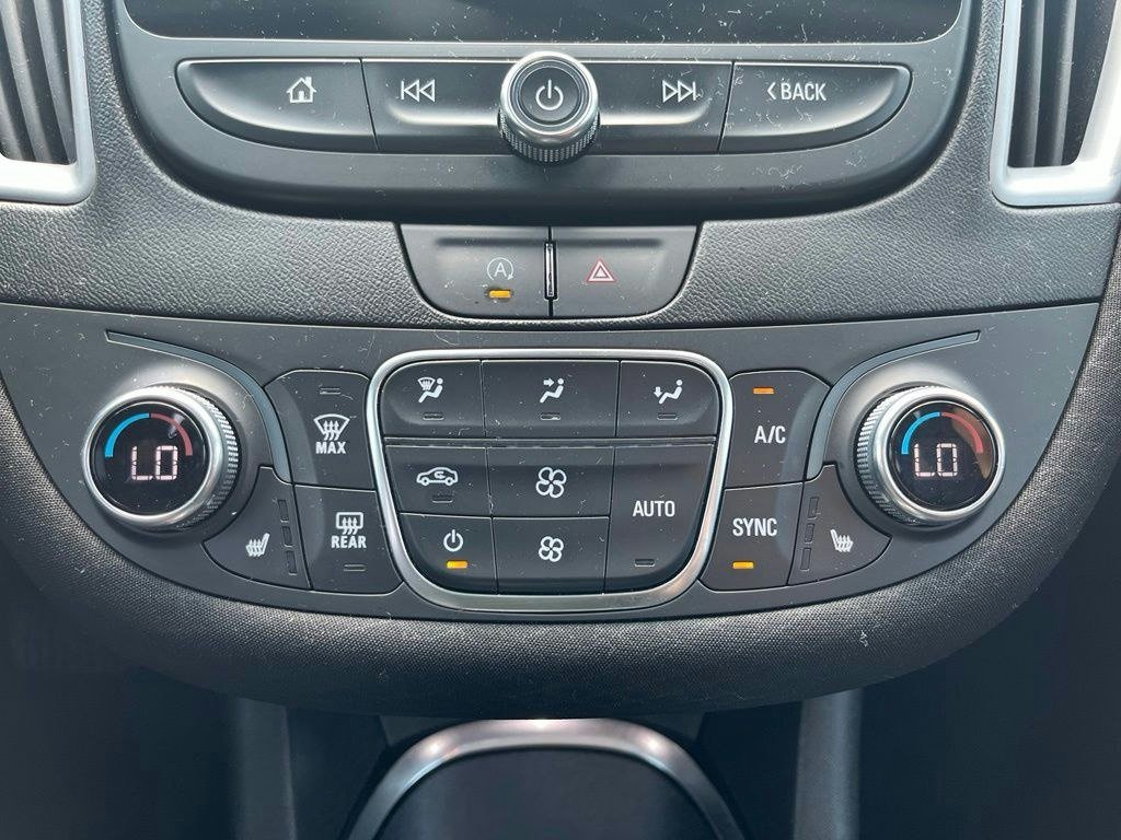 Used 2024 Chevrolet Malibu LT FWD image 15