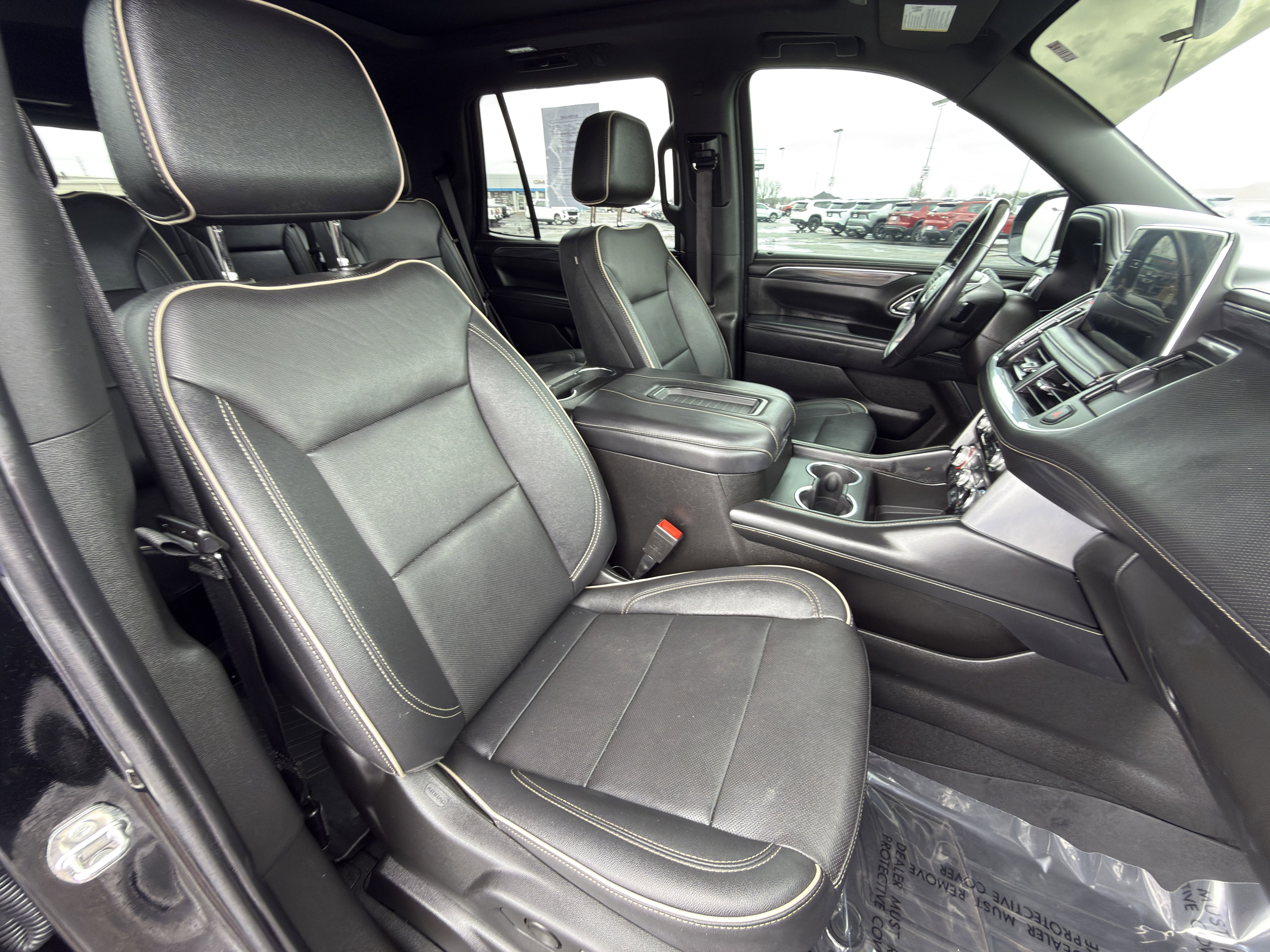 Used 2022 GMC Yukon SLT AWD/4WD image 12