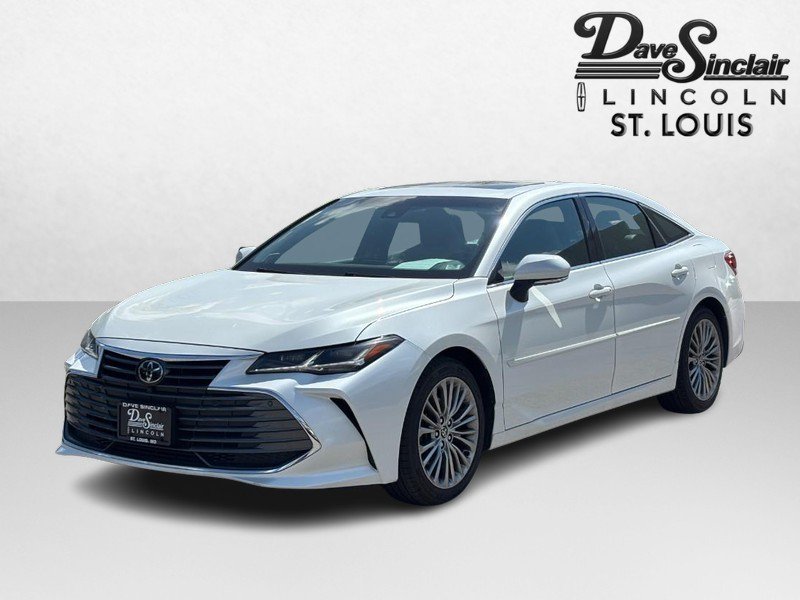 Used 2022 Toyota Avalon Limited w/ Advanced Safety Package FWD image 7