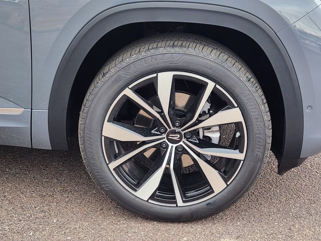 New 2026 Volkswagen Atlas SEL Premium R-Line image 30