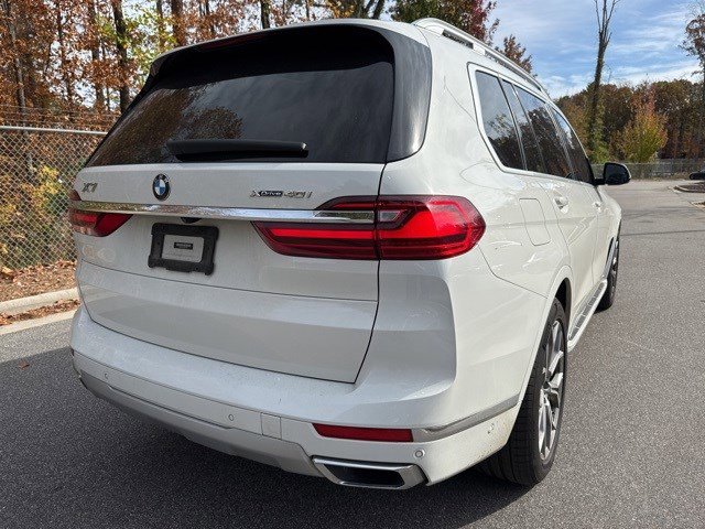 Used 2021 BMW X7 xDrive40i w/ Parking Assistance Package image 8