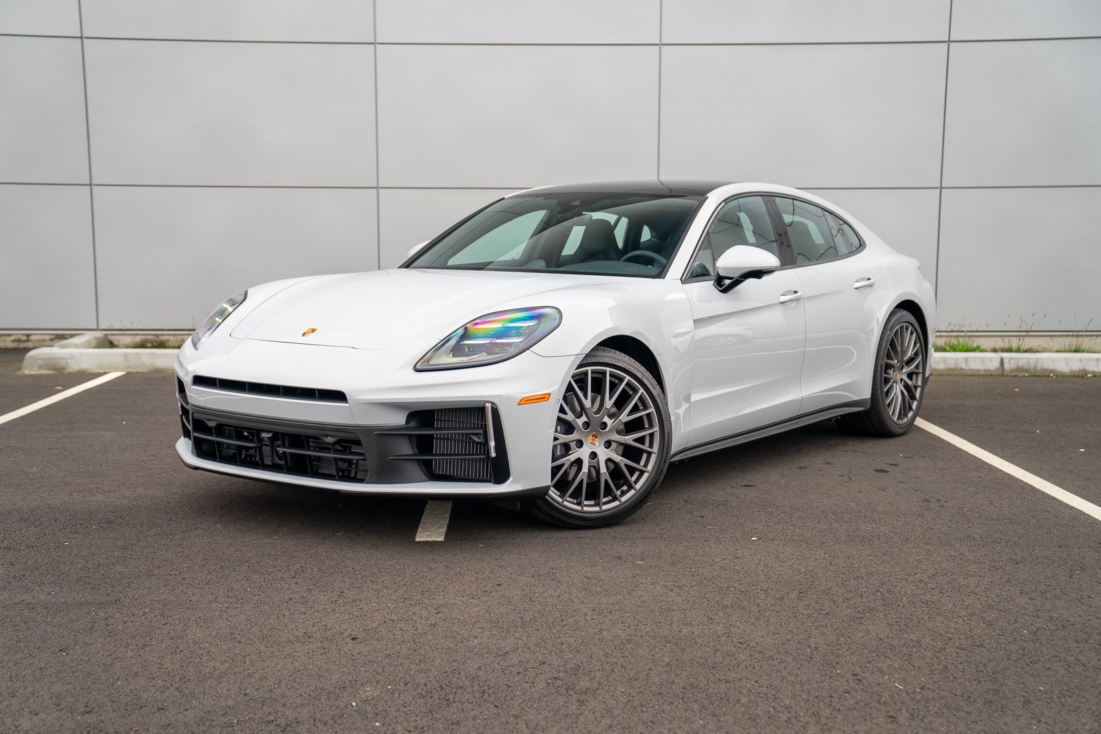 New 2026 Porsche Panamera 4