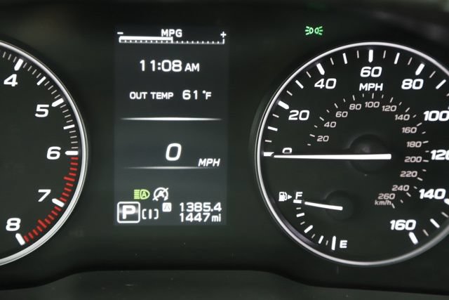 Used 2025 Subaru Crosstrek 2.5i Premium AWD/4WD image 31