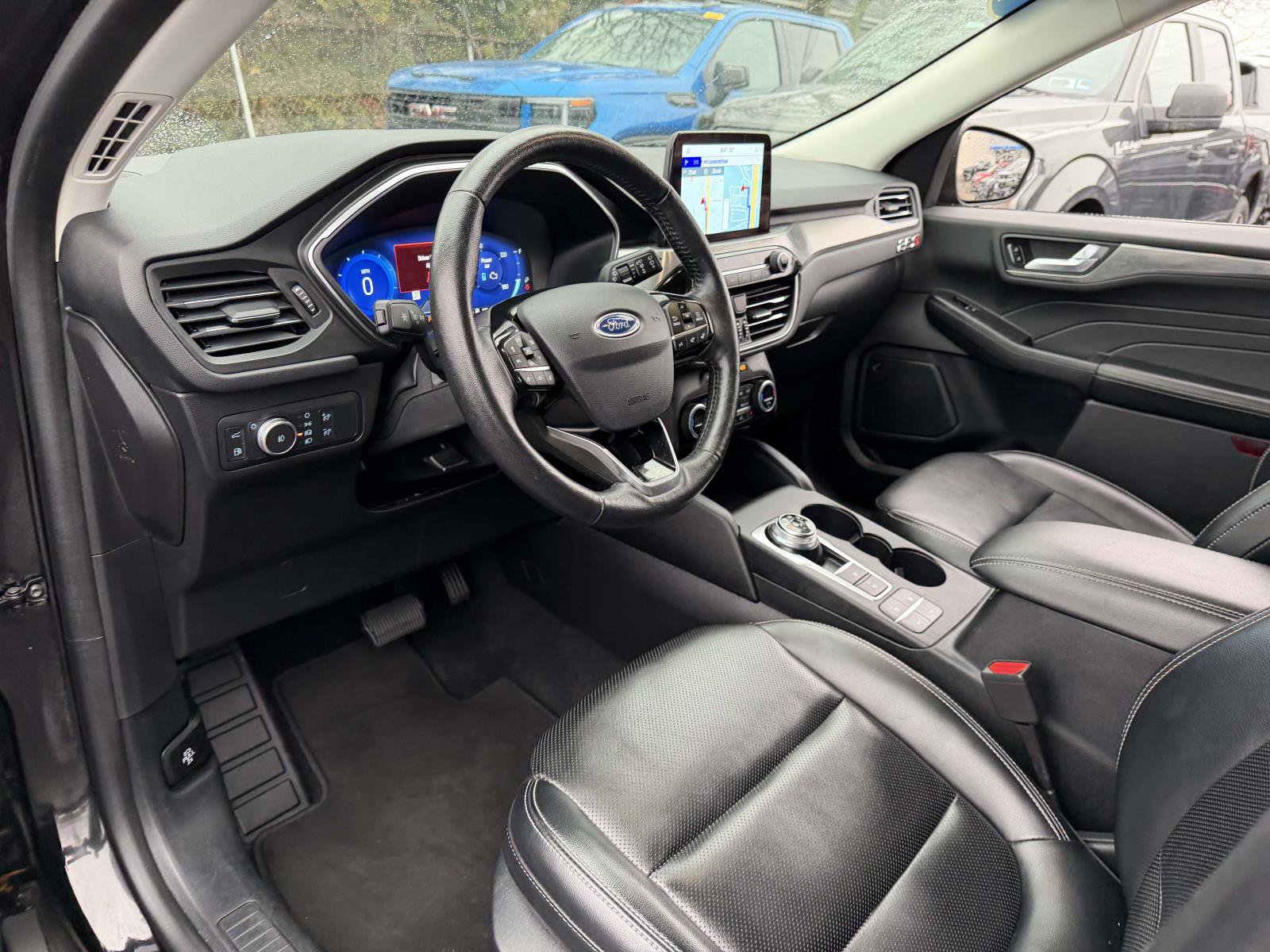 Used 2021 Ford Escape Titanium image 9