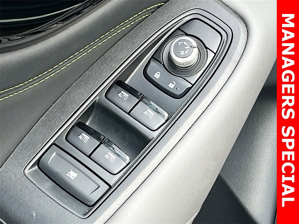 Used 2024 Subaru Outback Onyx Edition XT w/ Tech Package 3 image 17