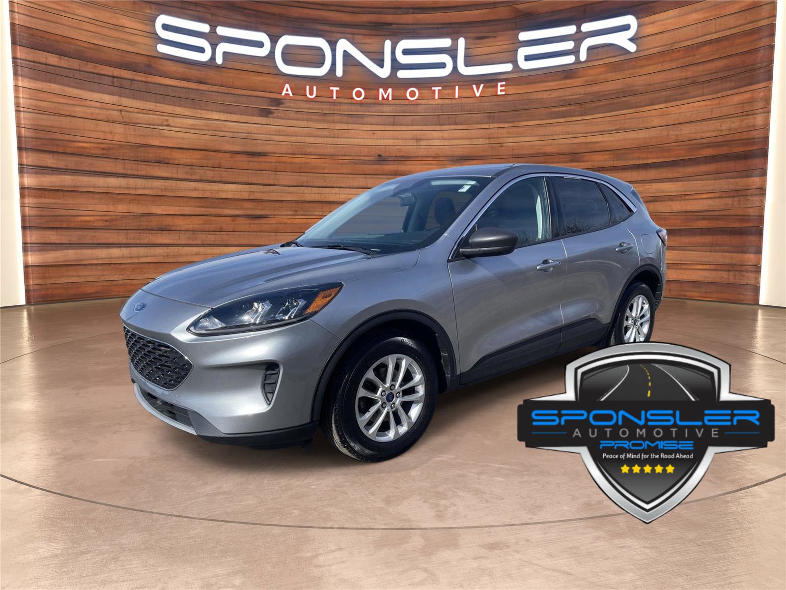 Used 2022 Ford Escape SE w/ Convenience Package image 1