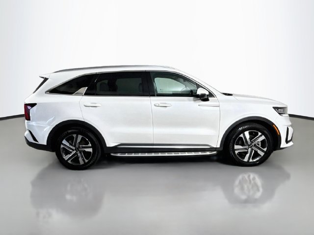 Used 2023 Kia Sorento SX Prestige w/ Panoramic Sunroof Package AWD/4WD image 11