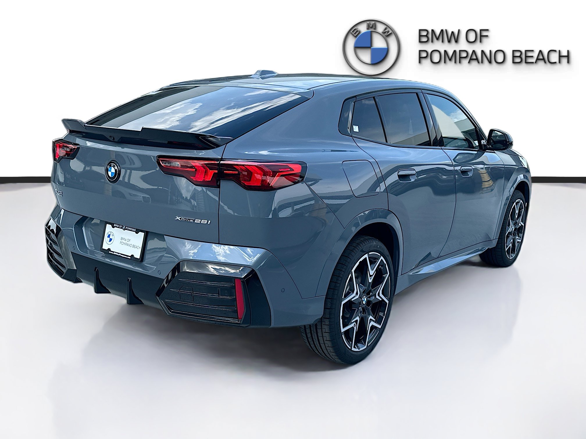 New 2026 BMW X2 xDrive28i w/ Technology Package AWD/4WD image 6