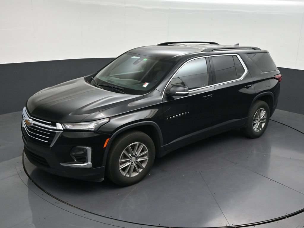 Used 2023 Chevrolet Traverse LT FWD image 16
