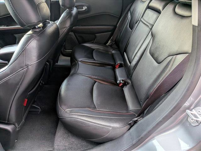 Used 2019 Jeep Compass Trailhawk w/ Leather Interior Group AWD/4WD image 17