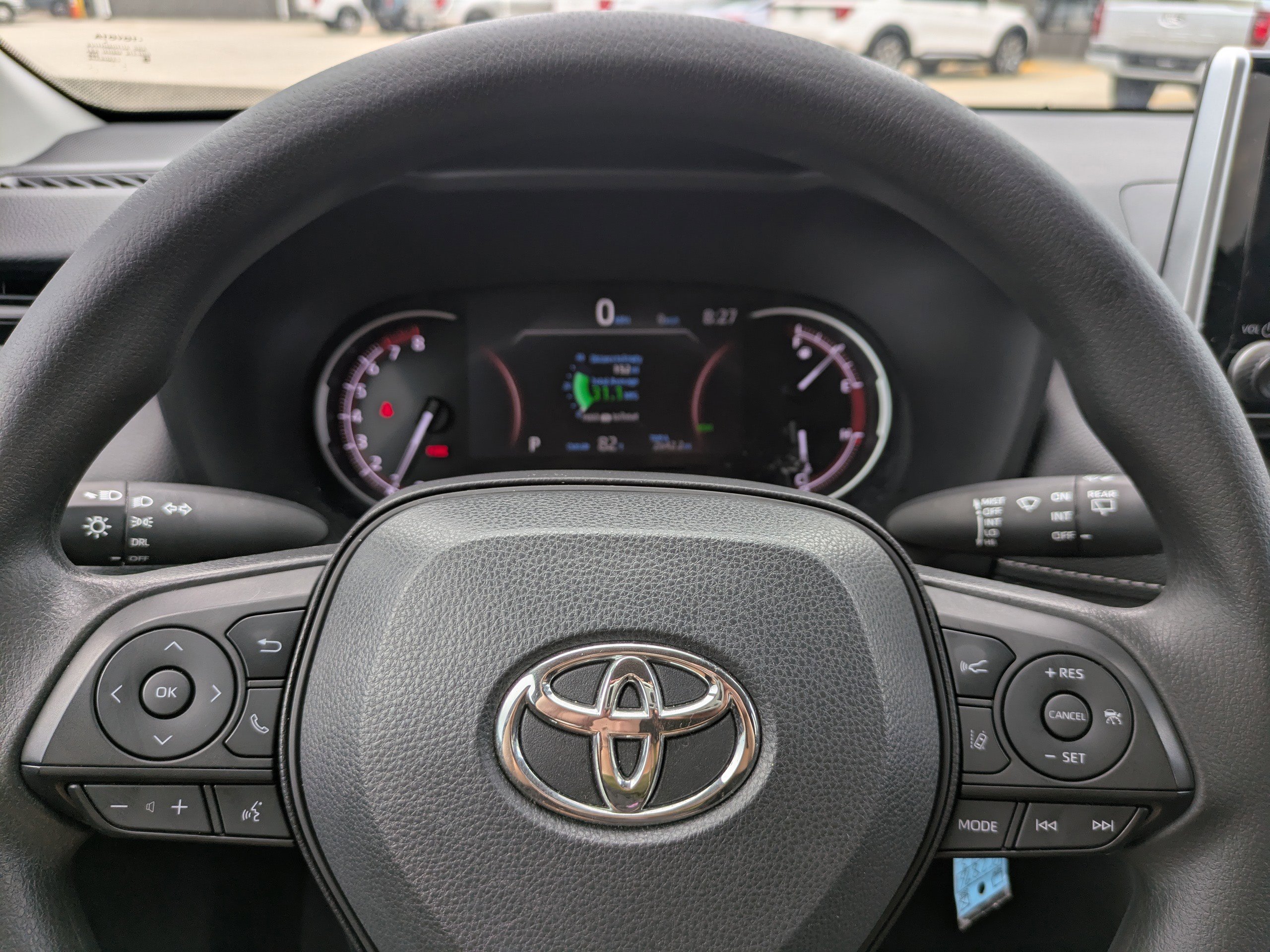 Used 2023 Toyota RAV4 LE image 29