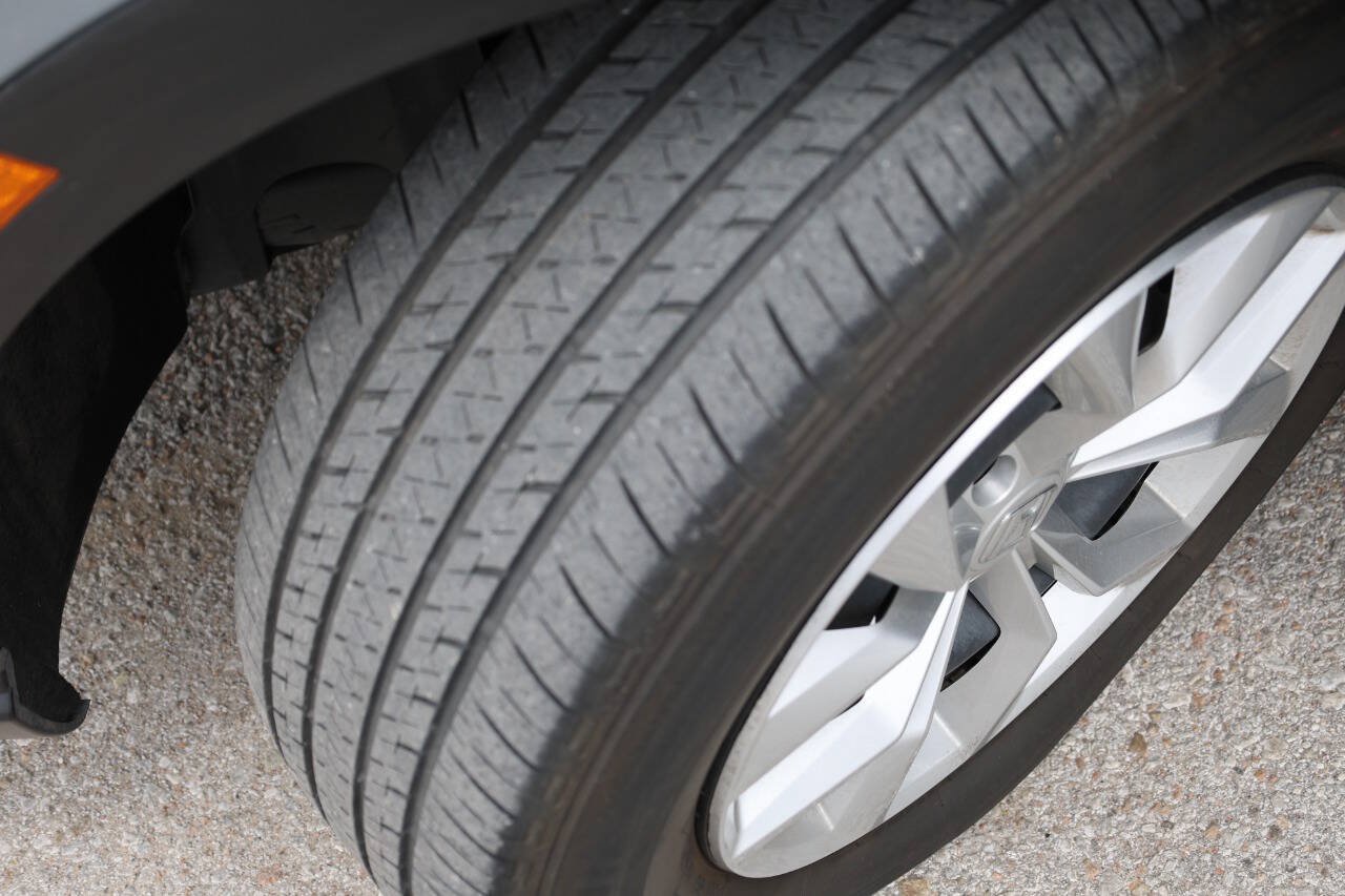 Used 2024 Honda CR-V LX image 25