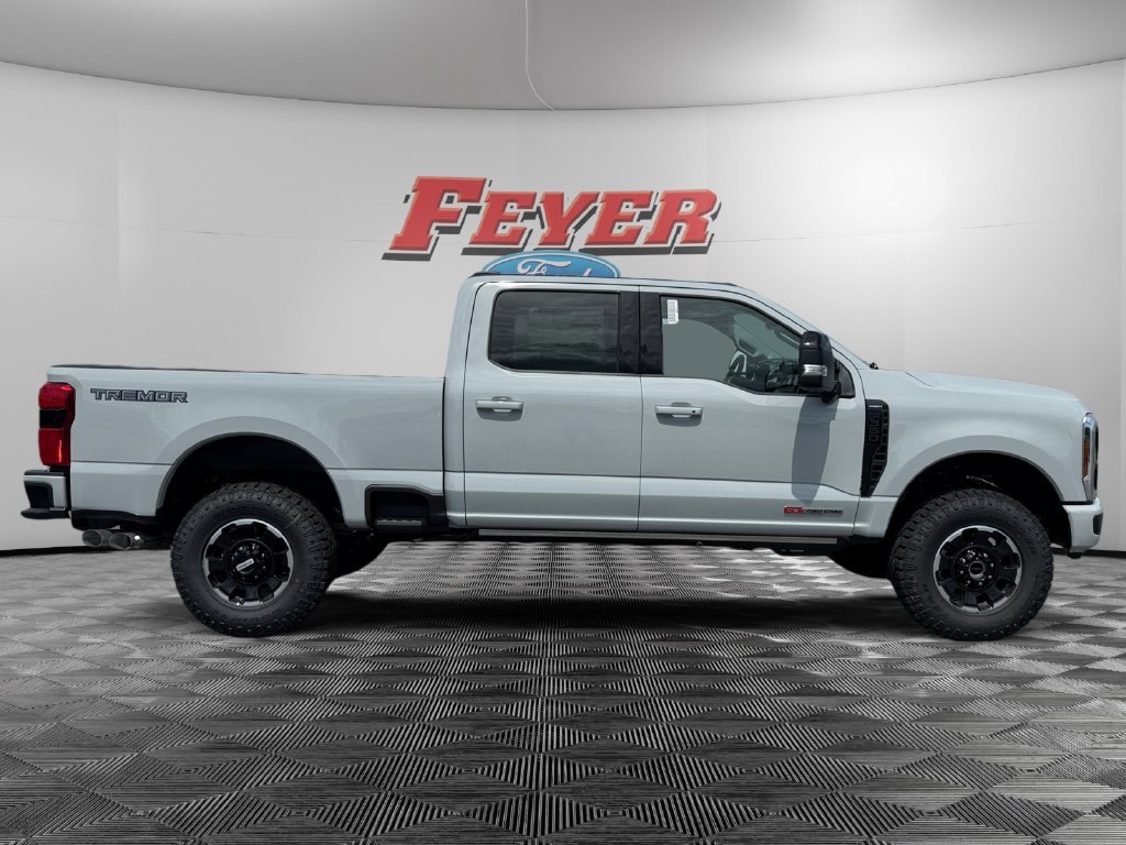 New 2026 Ford F350 Lariat w/ Tremor Off-Road Package AWD/4WD image 8