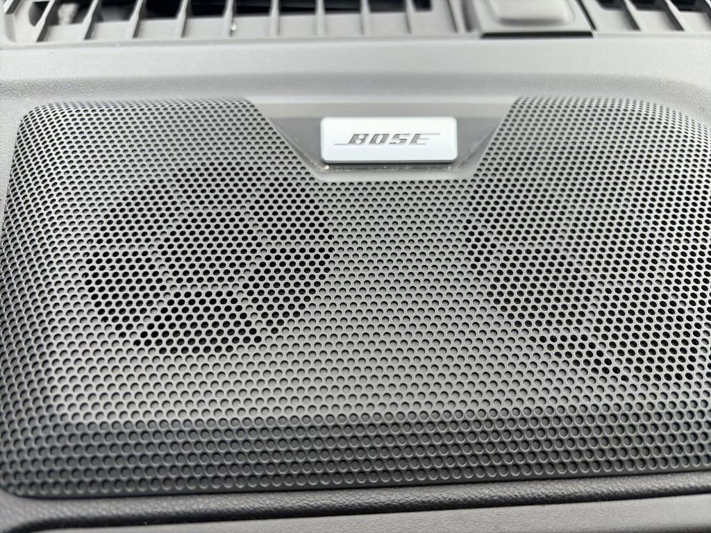 Certified 2024 GMC Canyon Denali image 30