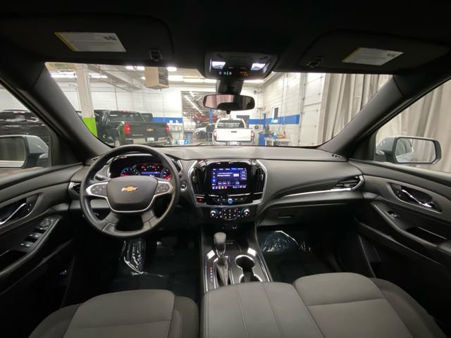 Used 2023 Chevrolet Traverse LT image 26