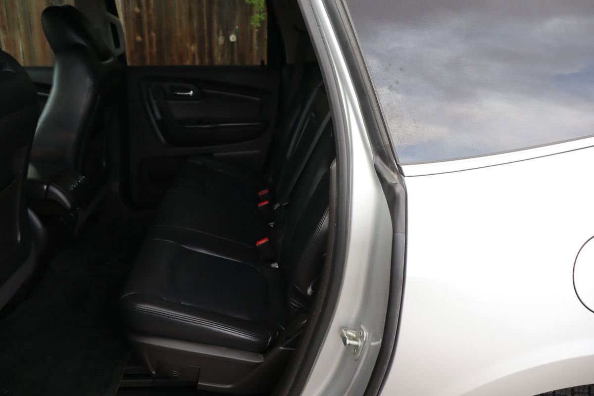 Used 2012 Chevrolet Traverse LT AWD/4WD image 20