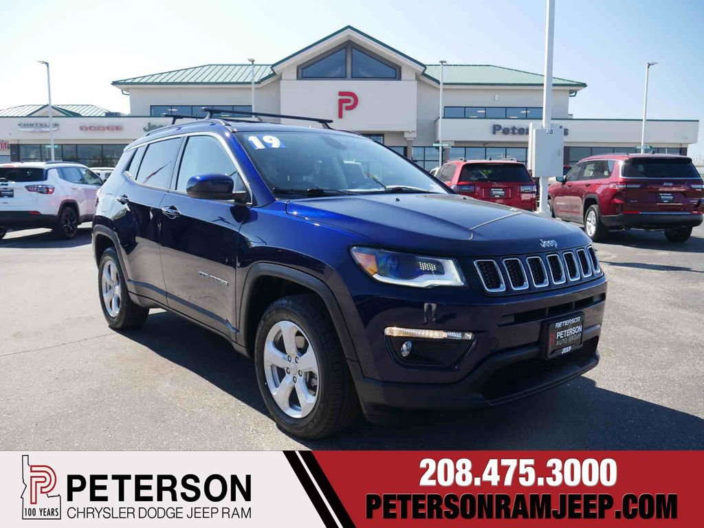 Used 2019 Jeep Compass Latitude w/ Popular Equipment Group image 1