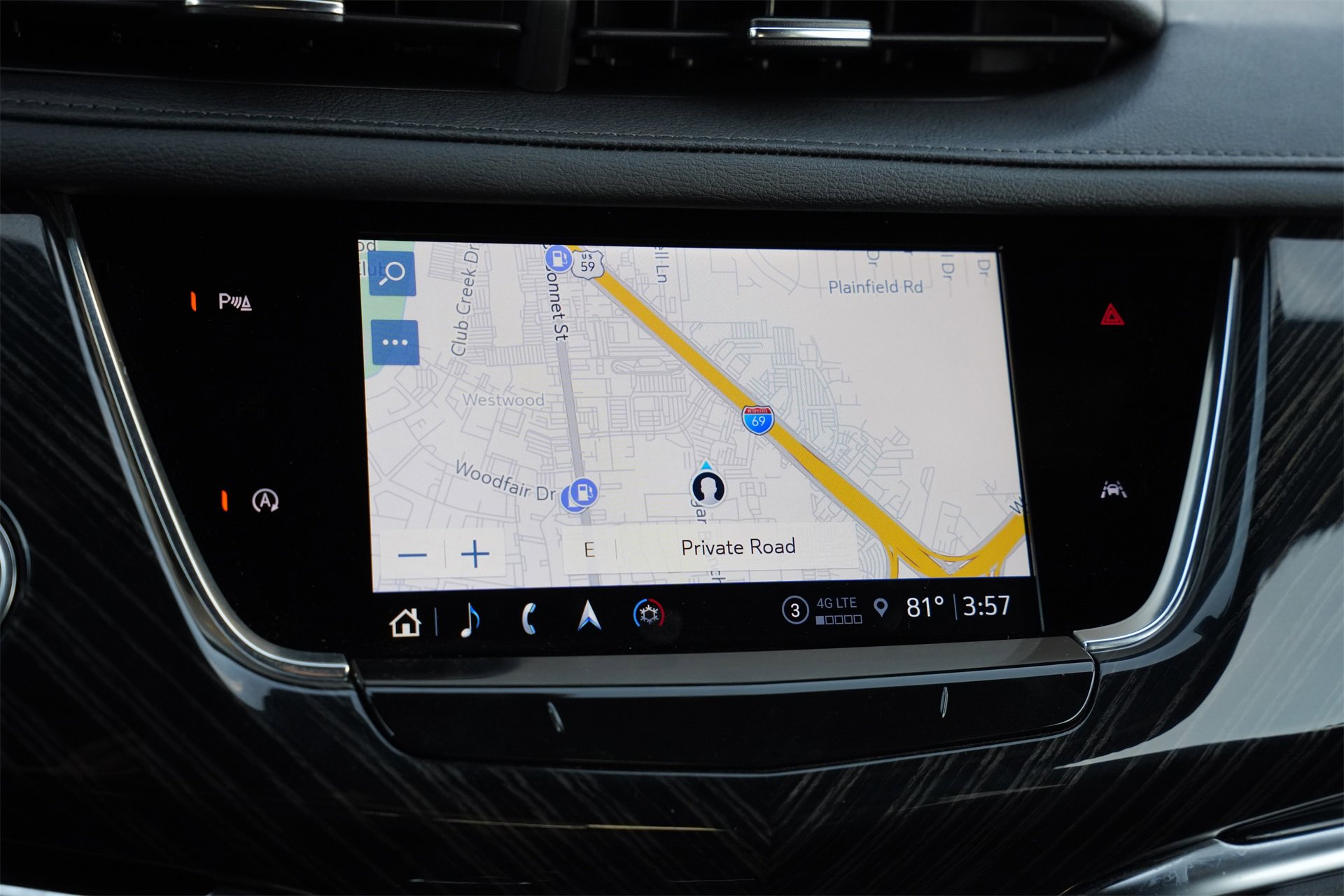 Certified 2025 Cadillac XT6 Premium Luxury image 12