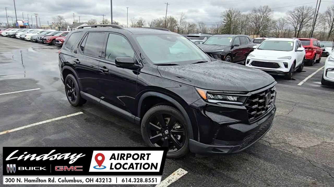 Used 2025 Honda Pilot Black Edition image 2