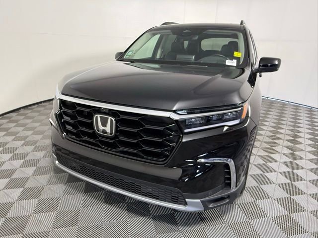 Used 2024 Honda Pilot Elite image 2