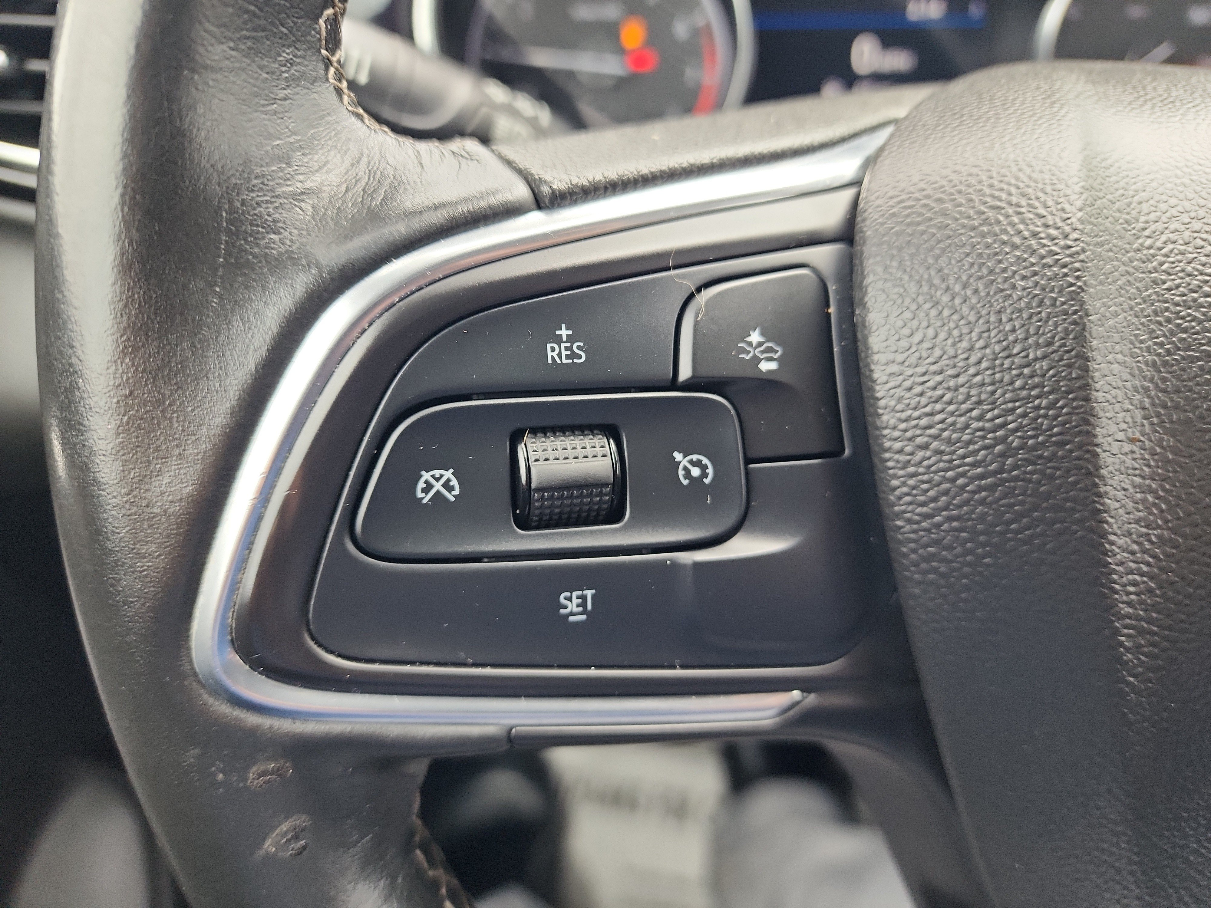 Used 2021 Buick Encore GX Preferred w/ Cold Weather Comfort Package AWD/4WD image 19