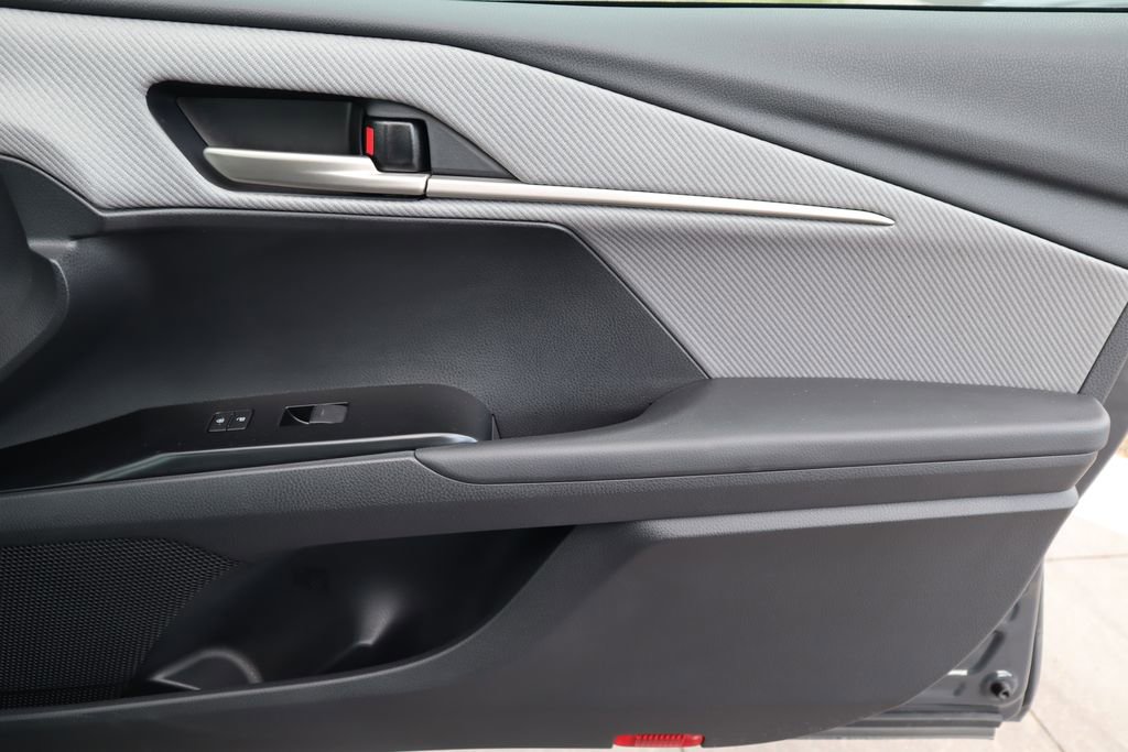Certified 2025 Toyota Camry SE image 24