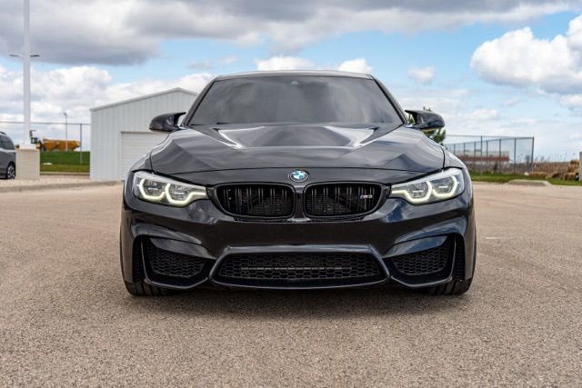 Used 2018 BMW M3 RWD image 2