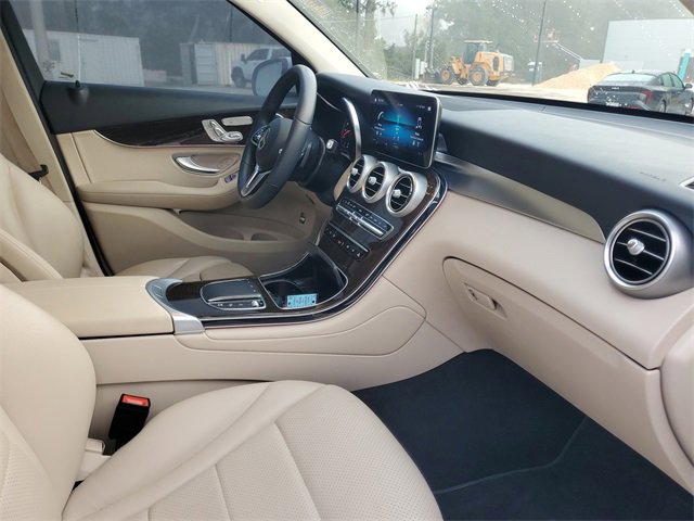 Used 2022 Mercedes-Benz GLC 300 image 35