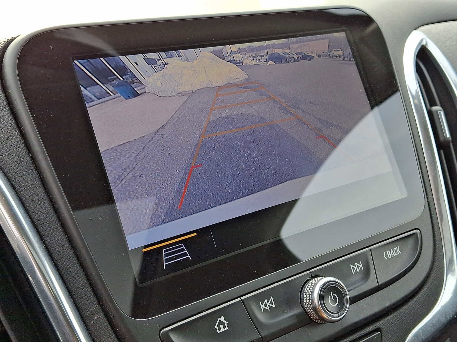 Certified 2020 Chevrolet Equinox LT image 19