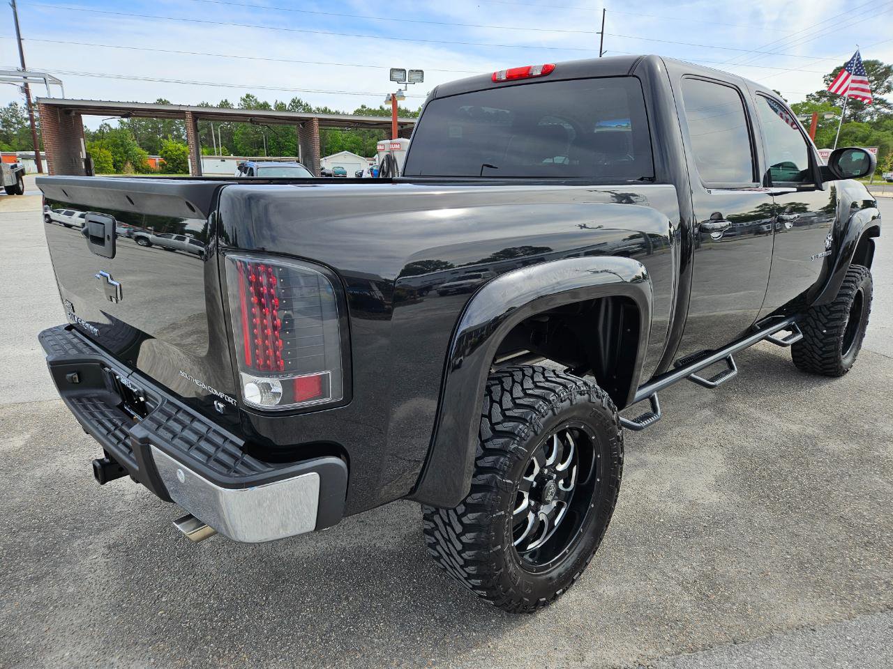 Used 2013 Chevrolet Silverado 1500 LT w/ All-Star Edition AWD/4WD image 6