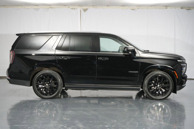 Used 2025 Chevrolet Tahoe High Country image 13