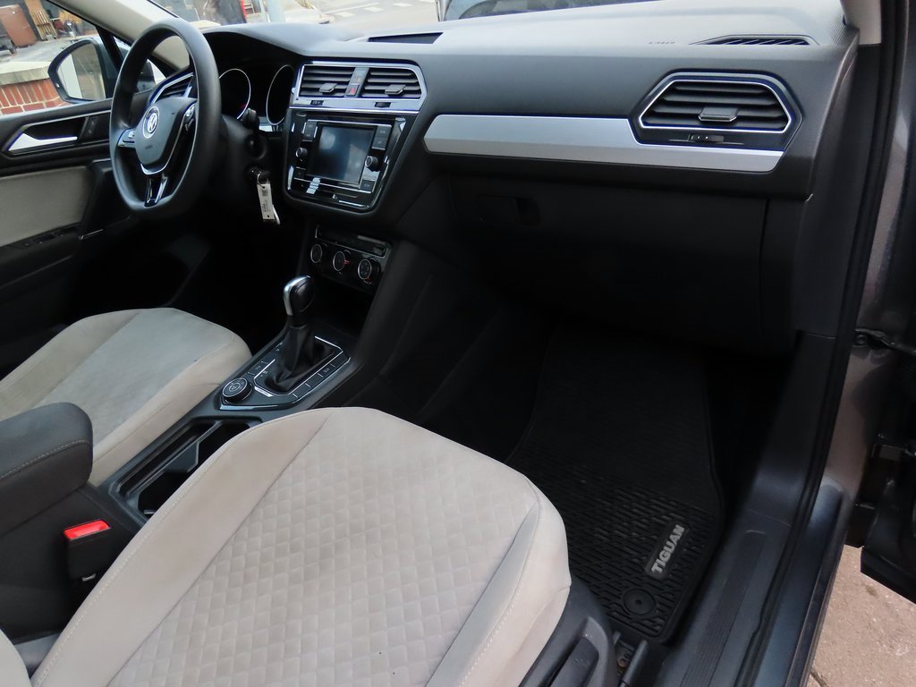 Used 2018 Volkswagen Tiguan S image 10