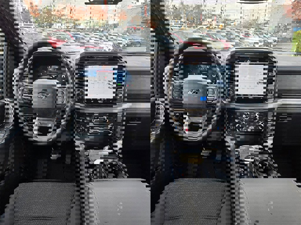 New 2025 Ford F150 XLT w/ Equipment Group 302A MID image 11