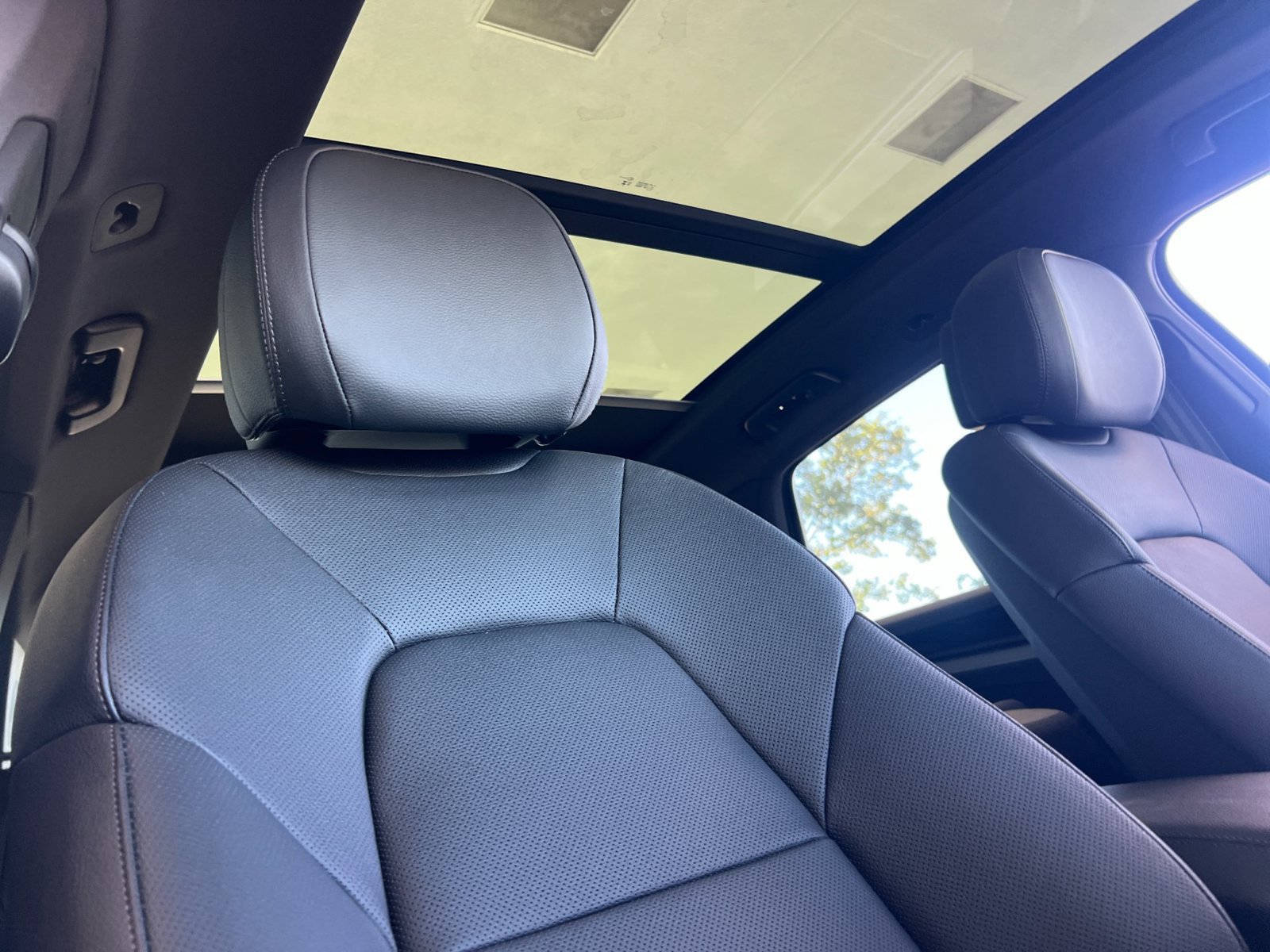 New 2026 Porsche Cayenne AWD/4WD image 17