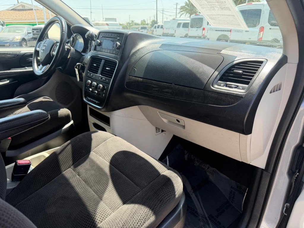 Used 2014 Dodge Grand Caravan SE w/ Quick Order Package 29E SE FWD image 20