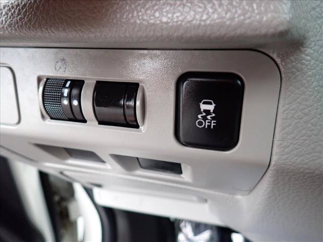Used 2016 Subaru Forester 2.5i w/ Popular Package #2 AWD/4WD image 13