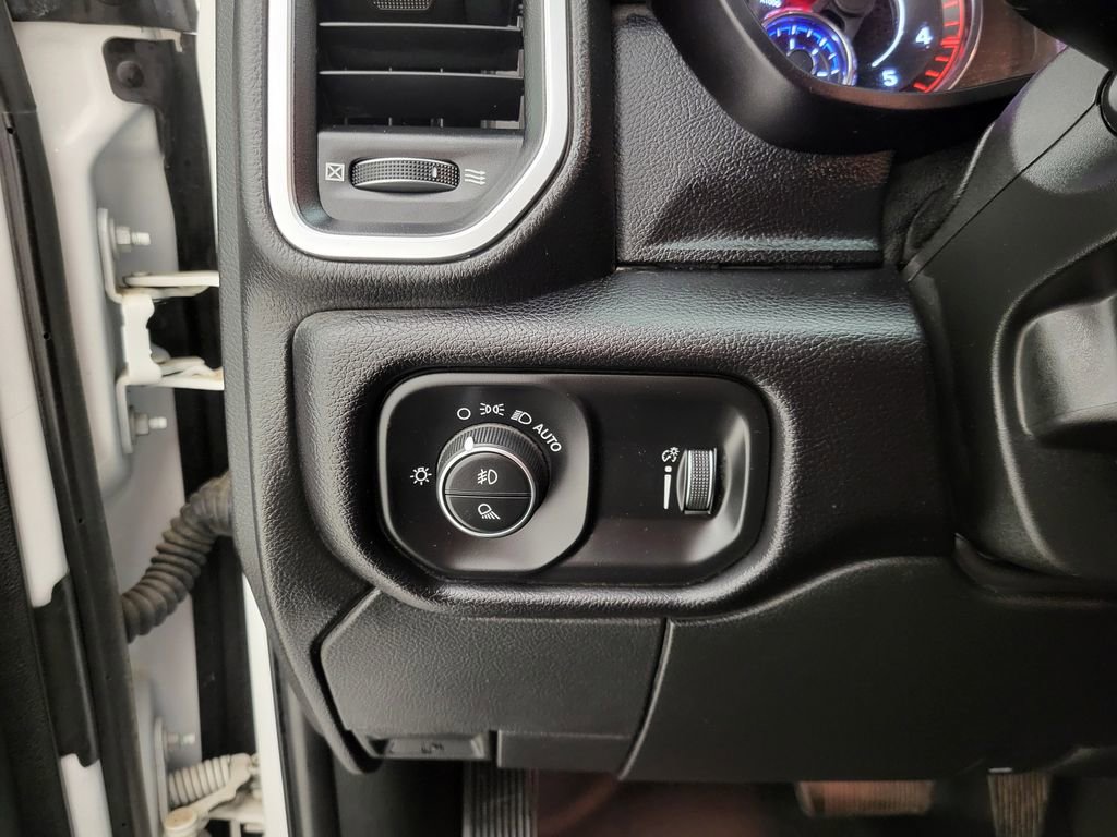 Used 2021 RAM 2500 Big Horn w/ Level 1 Equipment Group image 33