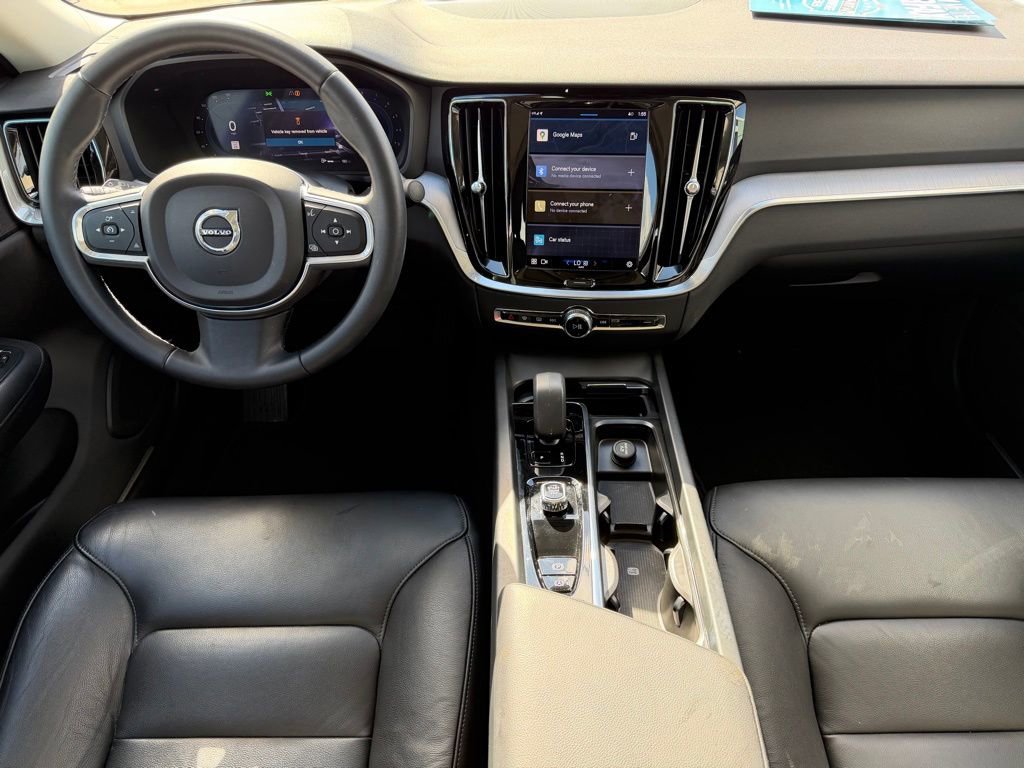 Used 2023 Volvo S60 B5 Core image 15