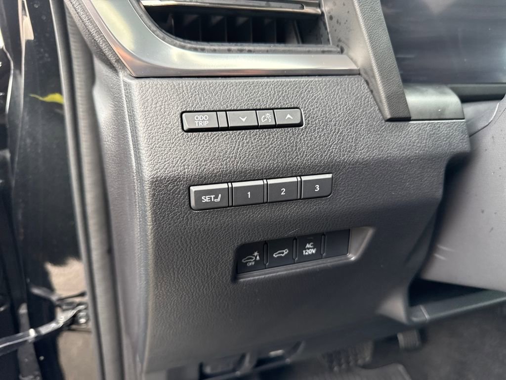 Used 2024 Lexus GX 550 AWD/4WD image 36
