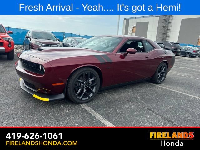 Used 2023 Dodge Challenger R/T w/ Blacktop Package RWD image 2