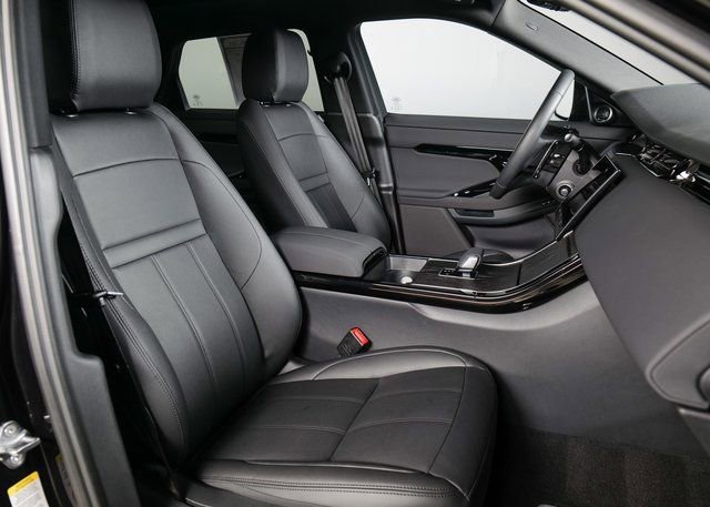 Used 2025 Land Rover Range Rover Evoque S image 3