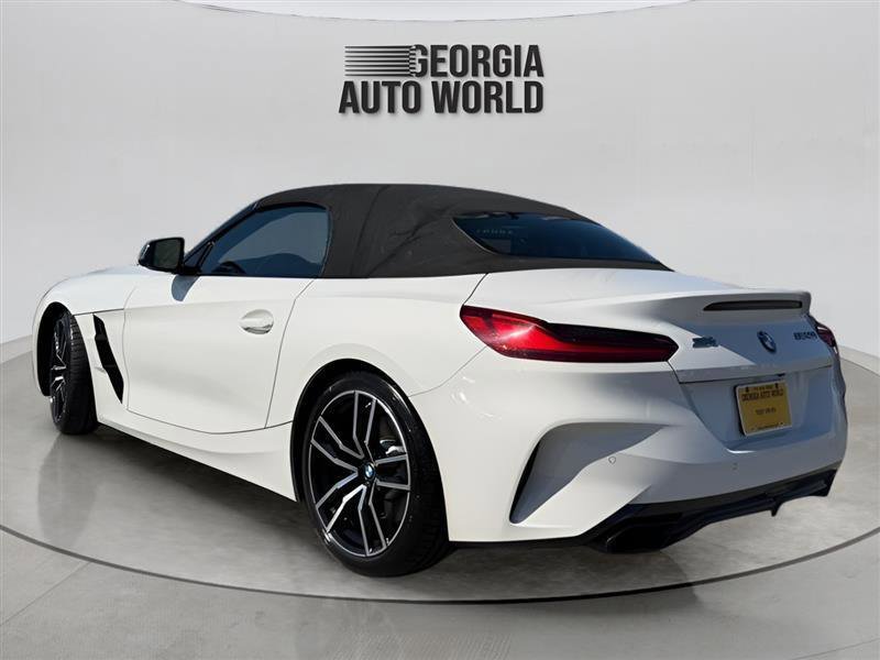 Used 2020 BMW Z4 M40i RWD image 17