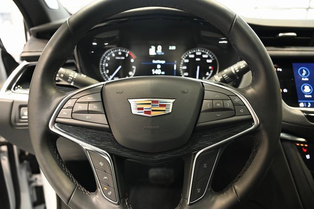 Used 2025 Cadillac XT5 Premium Luxury image 24