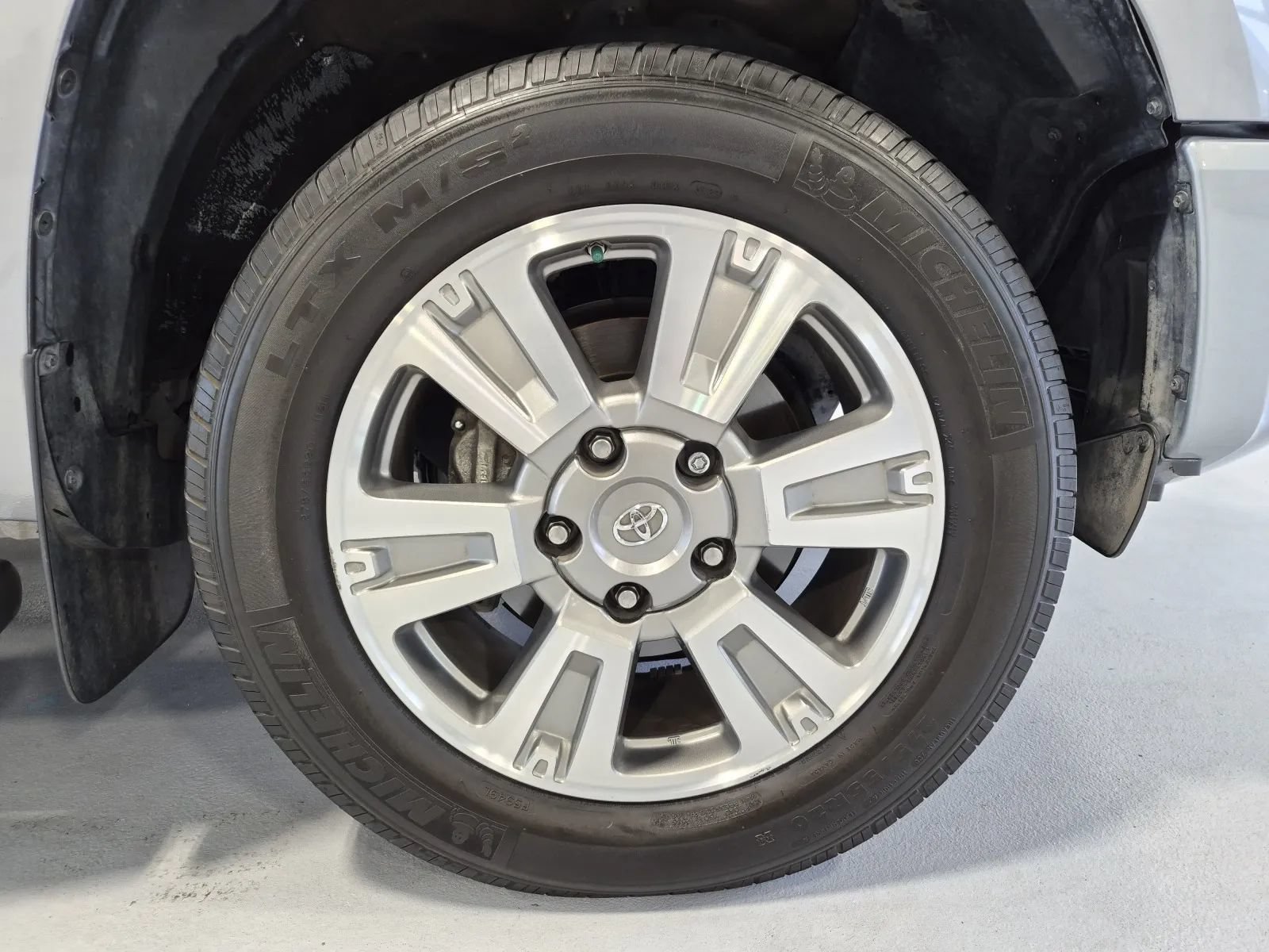Used 2014 Toyota Tundra Platinum RWD image 45